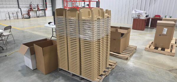 250 count pallet-tan Pallet of 250 Varden retaining wall blocks