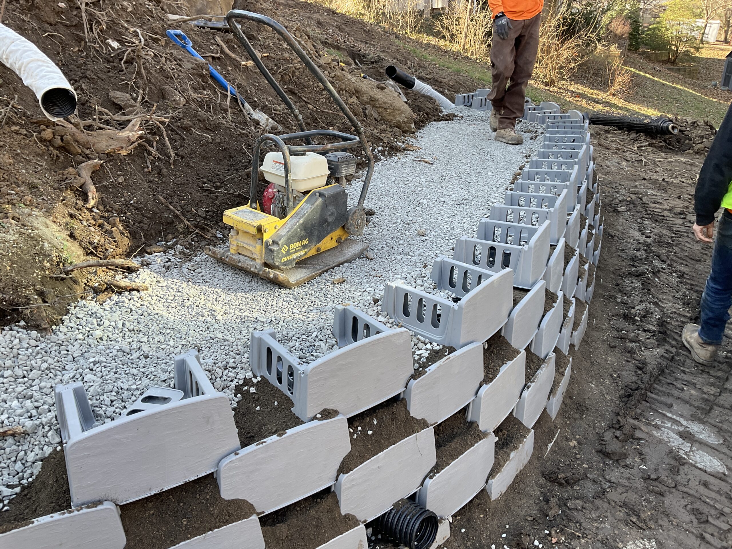 Varden plantable retaining wall blocks during installation